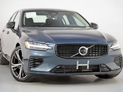 Used 2023 Volvo S60 T8 Plus AWD/4WD image 4