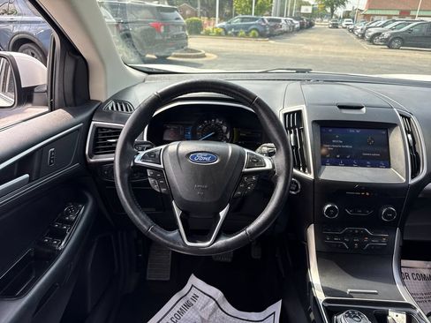 Used 2019 Ford Edge SEL w/ Equipment Group 201A AWD/4WD image 27