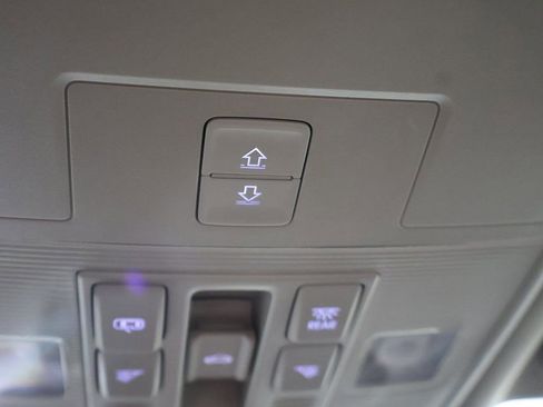 Used 2023 Volkswagen Atlas SEL Premium image 59