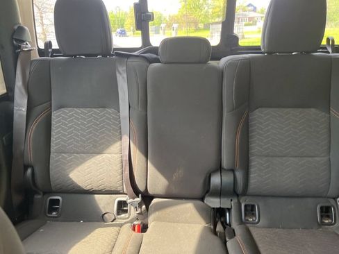 Used 2022 Jeep Gladiator Mojave w/ Cold Weather Group AWD/4WD image 15