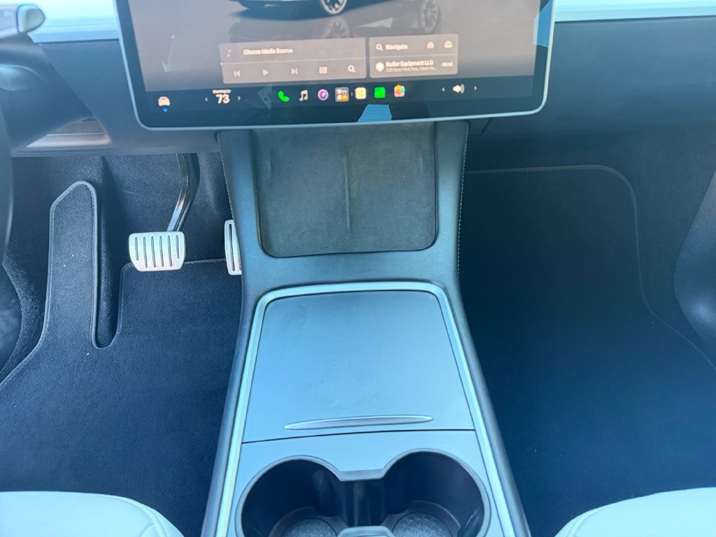Used 2023 Tesla Model Y Performance AWD/4WD image 15