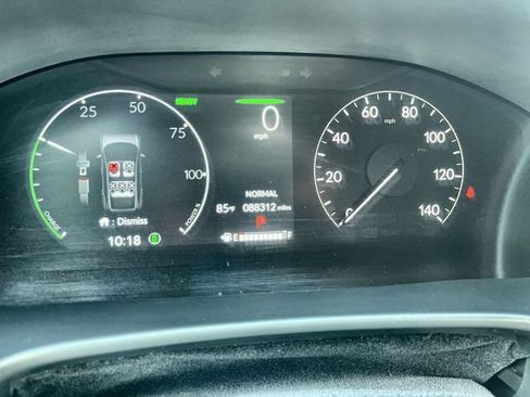 Used 2023 Honda CR-V Sport Touring image 12