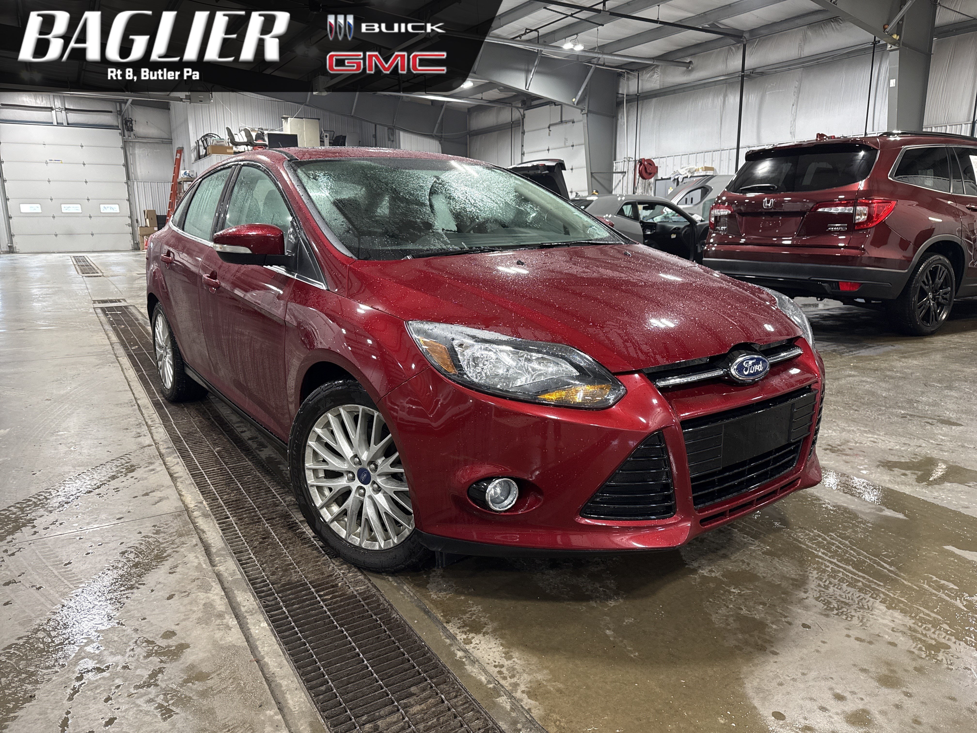 Used 2013 Ford Focus Titanium FWD image 1