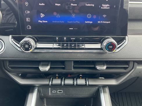 Used 2023 Chevrolet Colorado Trail Boss image 21