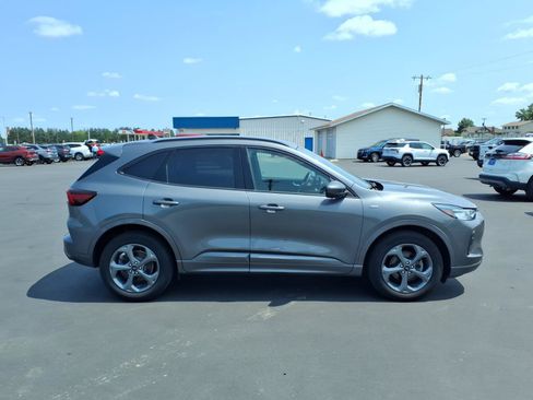 Used 2023 Ford Escape ST-Line Select w/ Tech Pack #2 AWD/4WD image 7