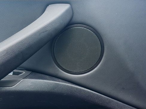 Certified 2025 BMW X4 xDrive30i w/ Premium Package image 25