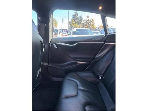 Used 2015 Tesla Model S P90D image 30