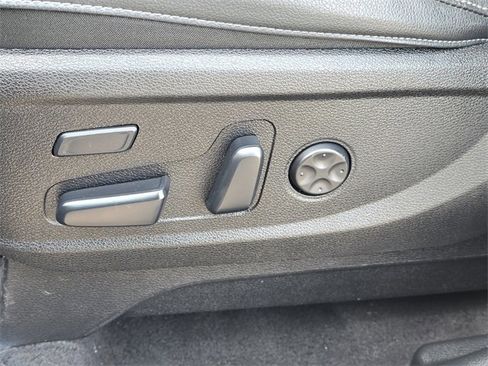 Used 2023 Kia Telluride AWD image 7