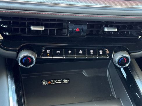 Used 2026 Chevrolet Tahoe RST RWD image 34