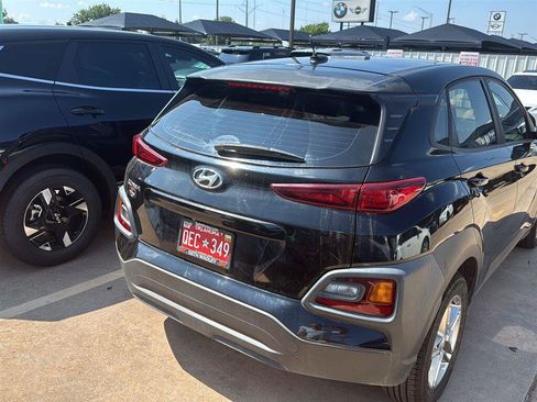 Used 2019 Hyundai Kona SE FWD image 8