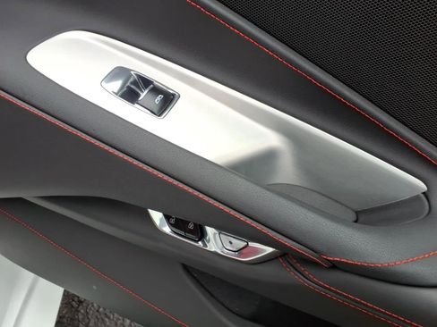 Used 2023 Chevrolet Corvette Stingray Convertible w/ 1LT image 13