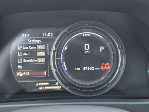 Used 2023 Lexus UX 250h F Sport FWD image 21