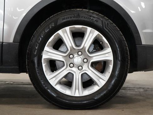 Used 2017 Land Rover Range Rover Evoque SE AWD/4WD image 36