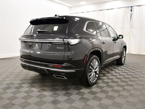 Used 2025 Buick Enclave Avenir w/ Super Cruise Package AWD/4WD image 8