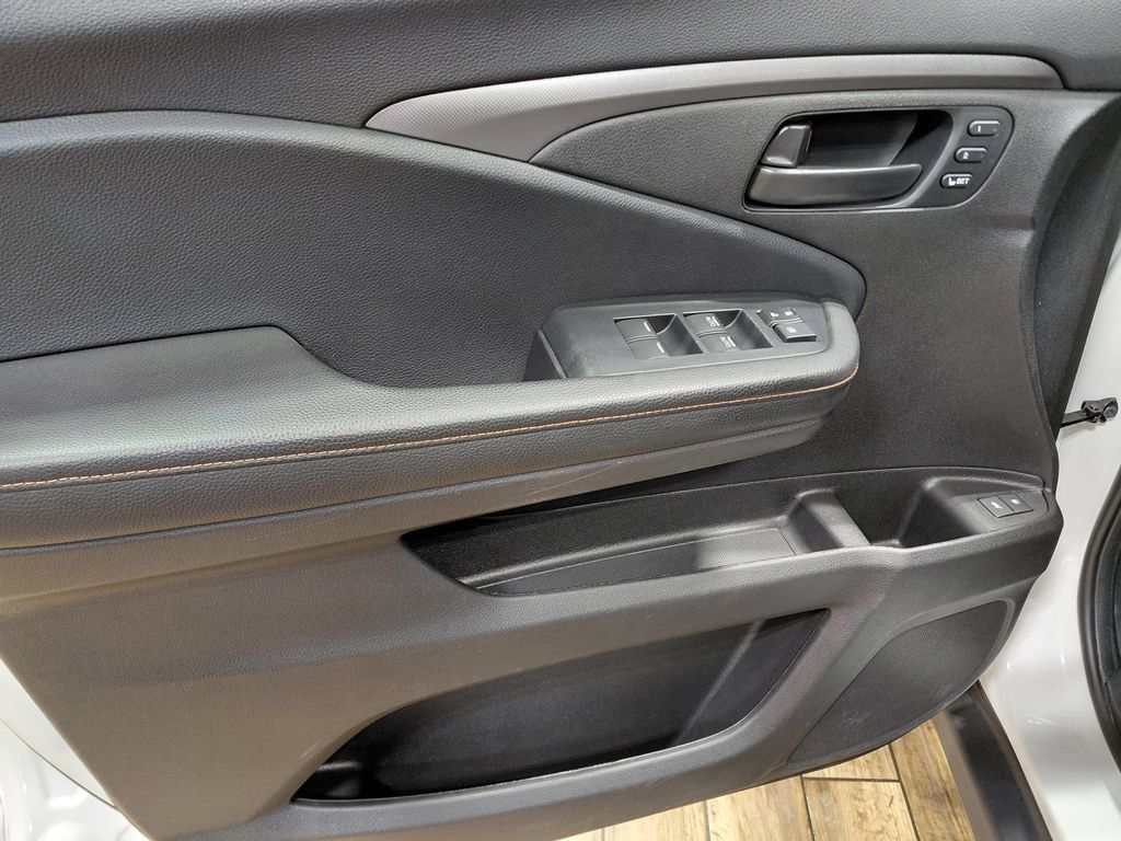 Used 2022 Honda Pilot TrailSport image 44