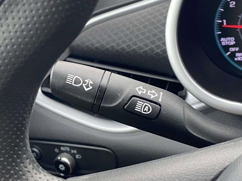 Used 2023 Chevrolet Malibu LT image 28