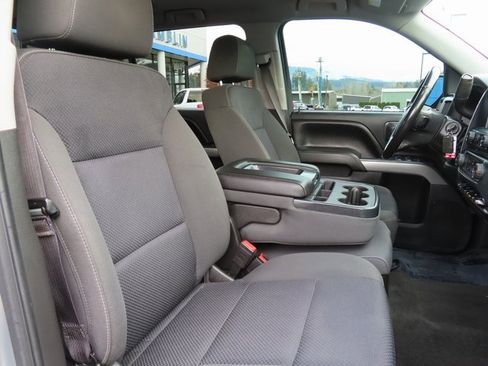 Used 2017 Chevrolet Silverado 1500 LT w/ LT Plus Package image 31