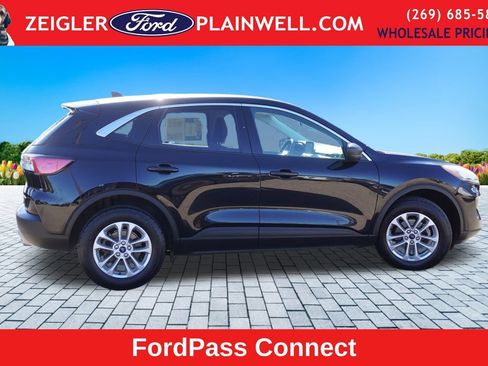 Used 2022 Ford Escape SE image 6