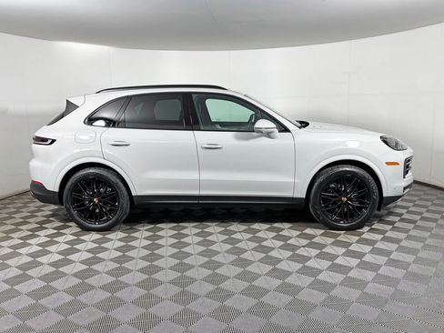New 2026 Porsche Cayenne image 8
