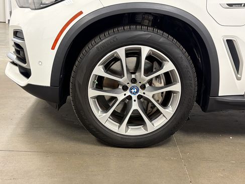 Used 2023 BMW X5 xDrive45e AWD/4WD image 13