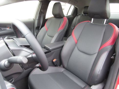 New 2026 Toyota Prius XSE image 12