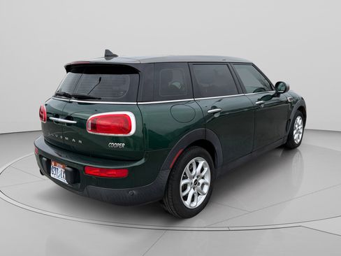 Used 2017 MINI Cooper Clubman w/ Premium Package image 5