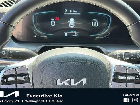 Certified 2025 Kia Telluride S AWD/4WD image 12