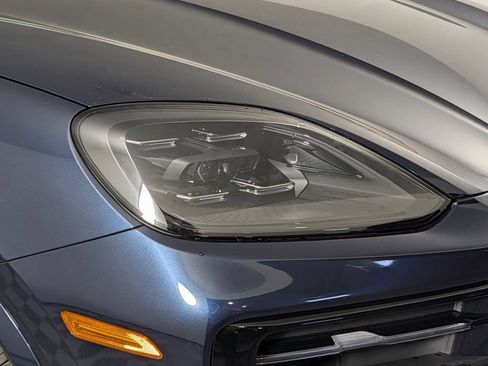 New 2026 Porsche Cayenne AWD/4WD image 15