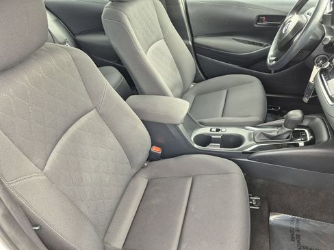 Used 2024 Toyota Corolla LE image 16
