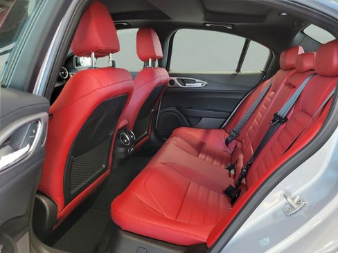 New 2025 Alfa Romeo Giulia w/ Veloce Package Rwd image 38