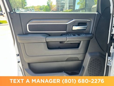 New 2026 RAM 3500 Big Horn AWD/4WD image 10