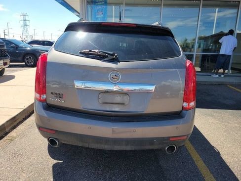 Used 2011 Cadillac SRX Luxury AWD/4WD image 6
