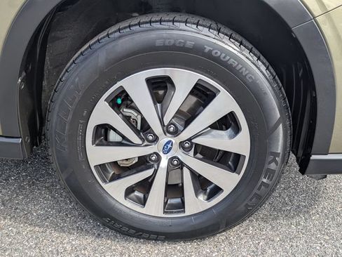 Used 2021 Subaru Outback Premium AWD/4WD image 11