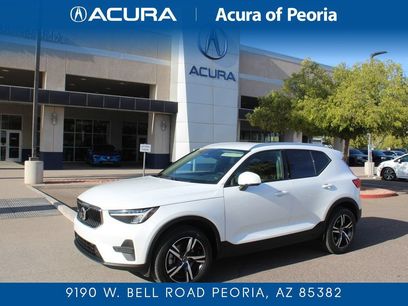 Used 2023 Volvo XC40 B4 Core