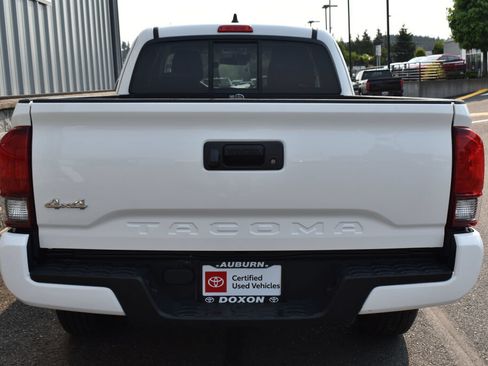 Certified 2020 Toyota Tacoma SR w/ SR Convenience Package AWD/4WD image 6