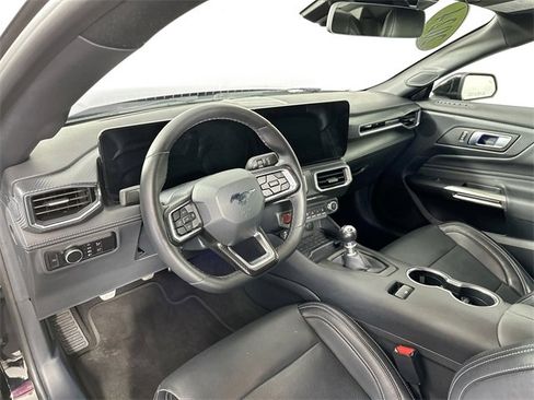 Used 2024 Ford Mustang GT Premium image 18