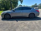 Used 2017 Nissan Altima 2.5 S w/ Power Driver Seat Package image 2