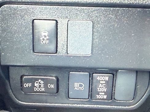Used 2023 Toyota Tacoma TRD Sport AWD/4WD image 21