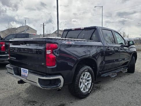 Used 2023 Chevrolet Silverado 1500 LT AWD/4WD image 11