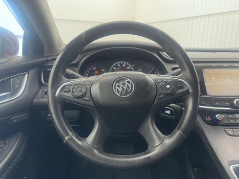 Used 2018 Buick LaCrosse Essence FWD image 19