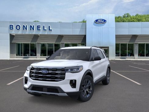 New 2026 Ford Explorer Active w/ Active Comfort Package image 2