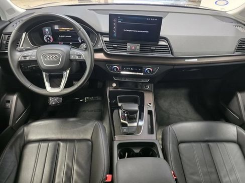 Used 2023 Audi Q5 2.0T Premium Plus w/ Premium Plus Package AWD/4WD image 11