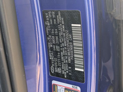 Certified 2023 Hyundai Elantra SEL image 33