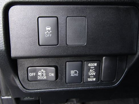 Certified 2021 Toyota Tacoma TRD Sport image 24