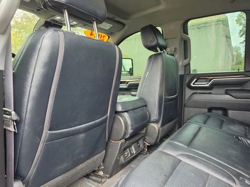 Used 2024 GMC Sierra 2500 SLE w/ SLE Value Package; AWD/4WD image 35