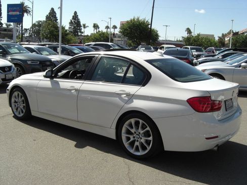 Used 2014 BMW 320i Sedan RWD image 10
