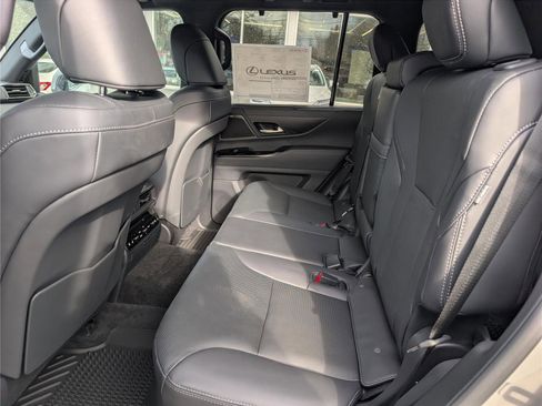 New 2026 Lexus LX 700h Luxury image 11