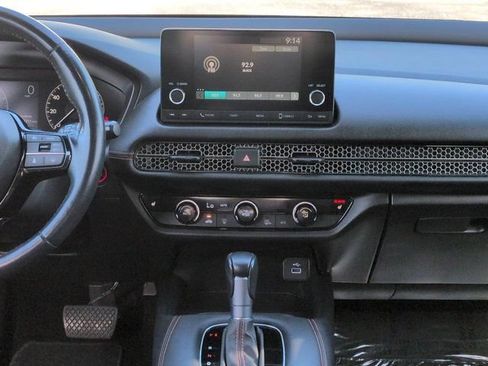 Used 2024 Honda HR-V Sport image 16