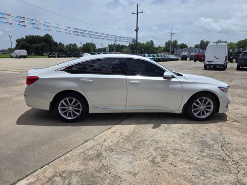 Used 2021 Honda Accord LX image 9