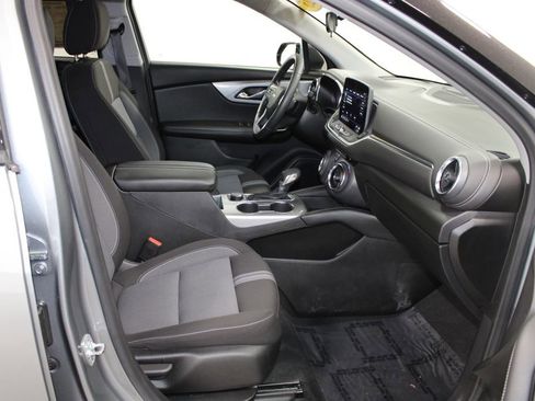 Used 2025 Chevrolet Blazer LT image 26